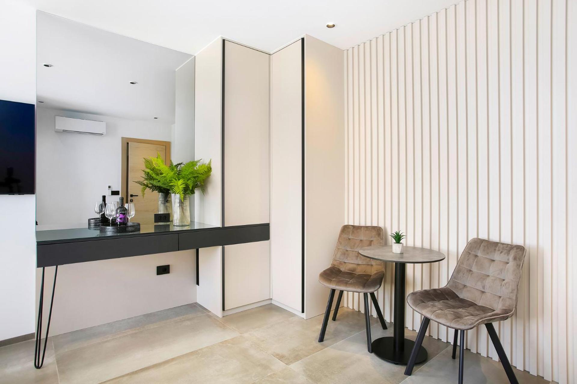 Fly Rooms Medulin - 50M From The Beach - New 2024 Room photo